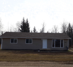 Fort Vermilion Low Income Housing 4 Bedroom House